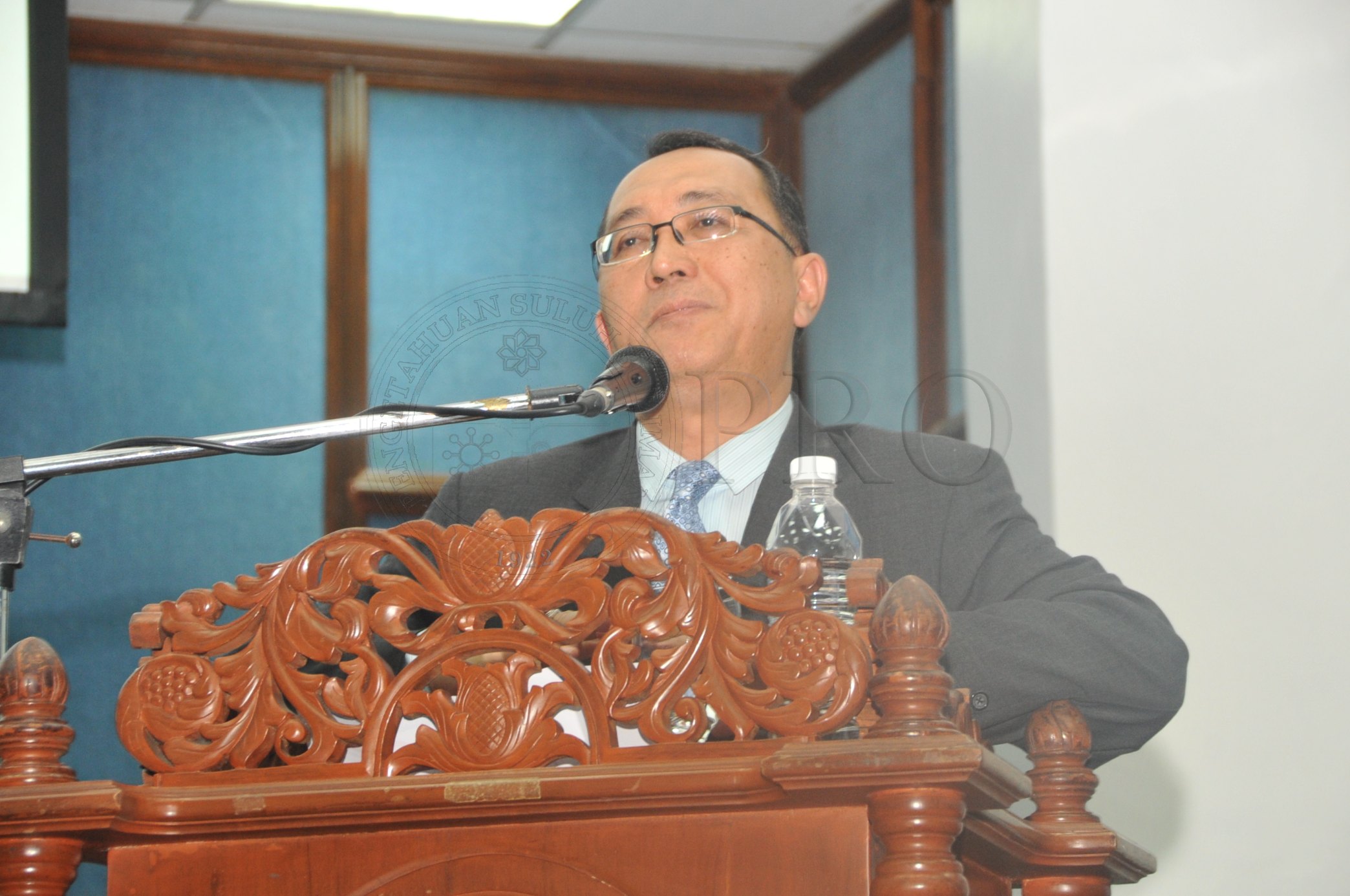 PRO 14 28 KONPEN PRO 6979